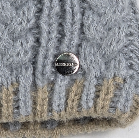 NWT Anne Klein Women's Lined Gray Cable Beanie Hat - Picture 2 of 4